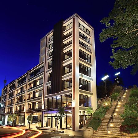 יוצ'י Lealea Garden Hotels - Moon Lake מראה חיצוני תמונה